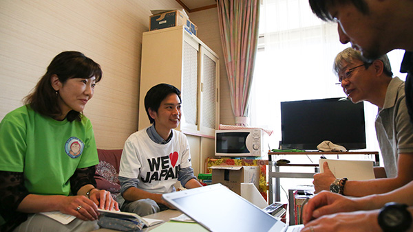 RJPが活動する熊本市総合子育て支援センターにおけるモニタリングの様子 ©JPF