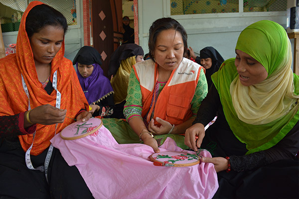 ジェンダーに基づく暴力からの保護とコミュニティの対応力強化事業。「ミャンマー避難民人道支援」©WVJ