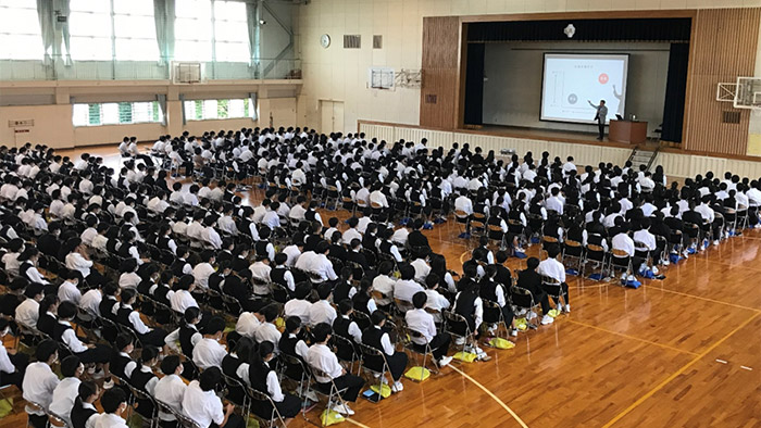 静岡県立焼津中央高等学校（静岡県焼津市）：2021年11月1日（月）村尾信尚関西学院大学教授／JPF顧問の基調講演