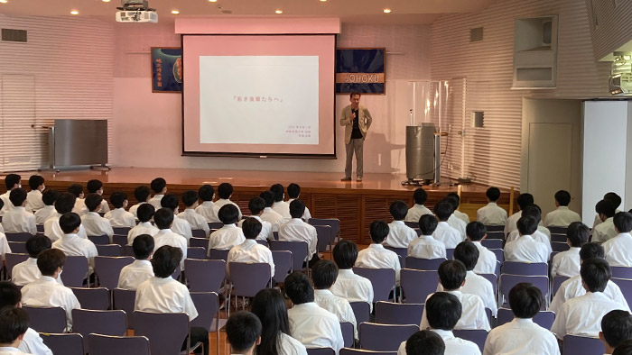 城北埼玉高等学校（埼玉県川越市）：2022年9月1日（木） 村尾信尚 関西学院大学教授／JPF顧問の講演