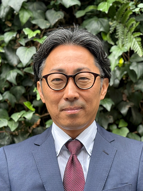 越川真吾 事務局長