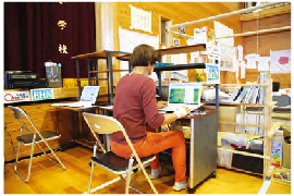 避難所での活用の様子 &copy;JPF