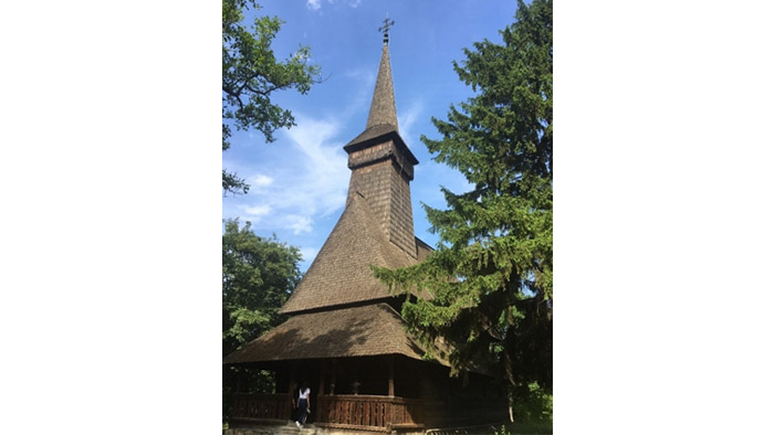 木造の教会（ブカレスト農村博物館）