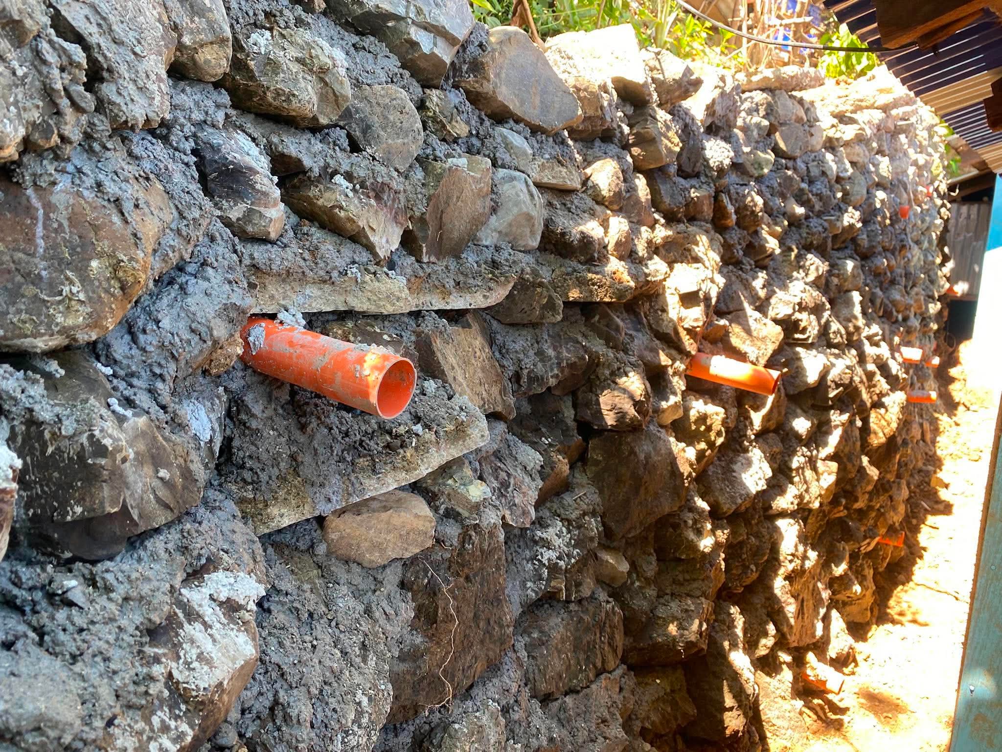 排水施設の整備／インドネシア、カタンドゥアネス島 &copy;PDRRN
