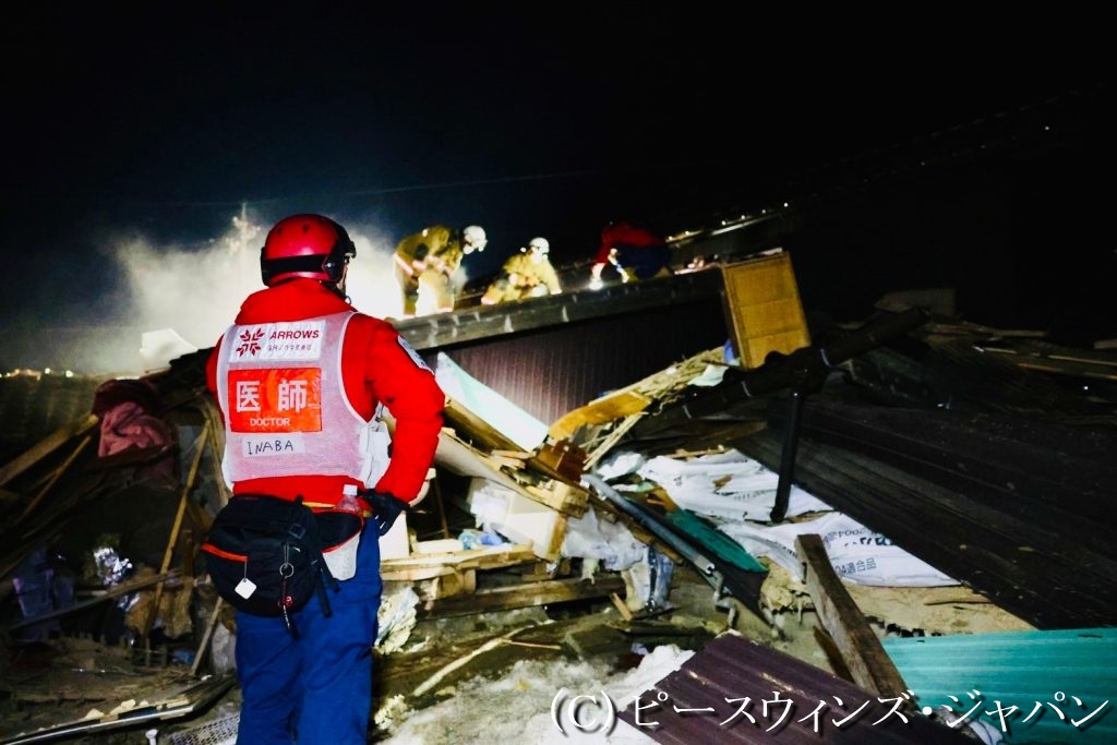 捜索・救助活動_珠洲市_緊急初動調査_2024年1月3日 ©ピースウィンズ