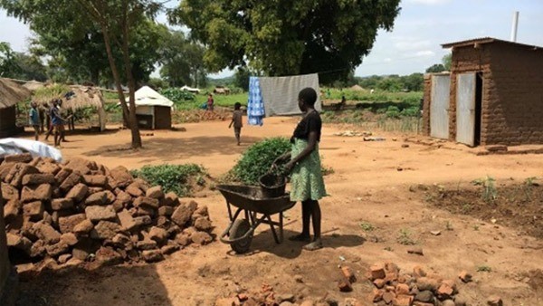 南スーダン難民緊急支援：難民居住区での生活