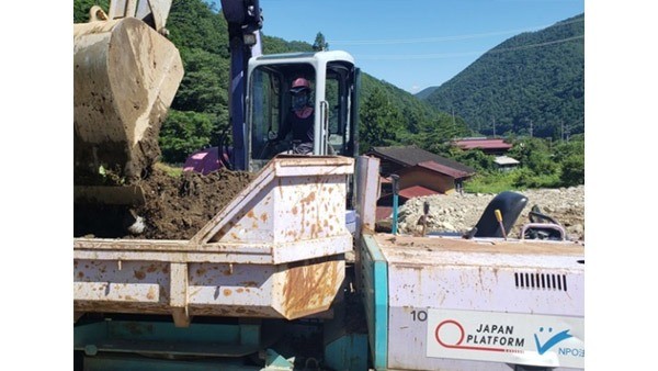 Vネットによる「令和2年7月豪雨」の支援活動 ～高山市朝日町での土砂撤去作業～