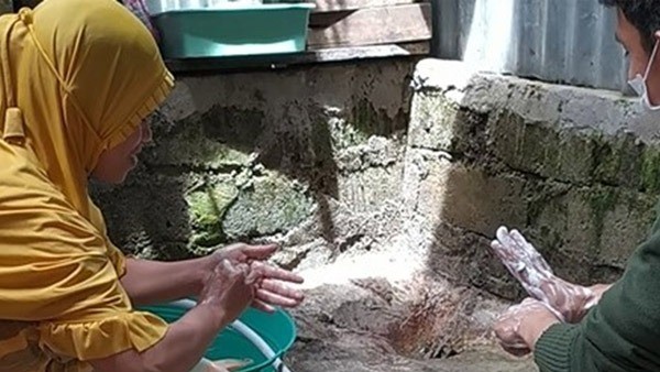 手洗い指導で感染予防