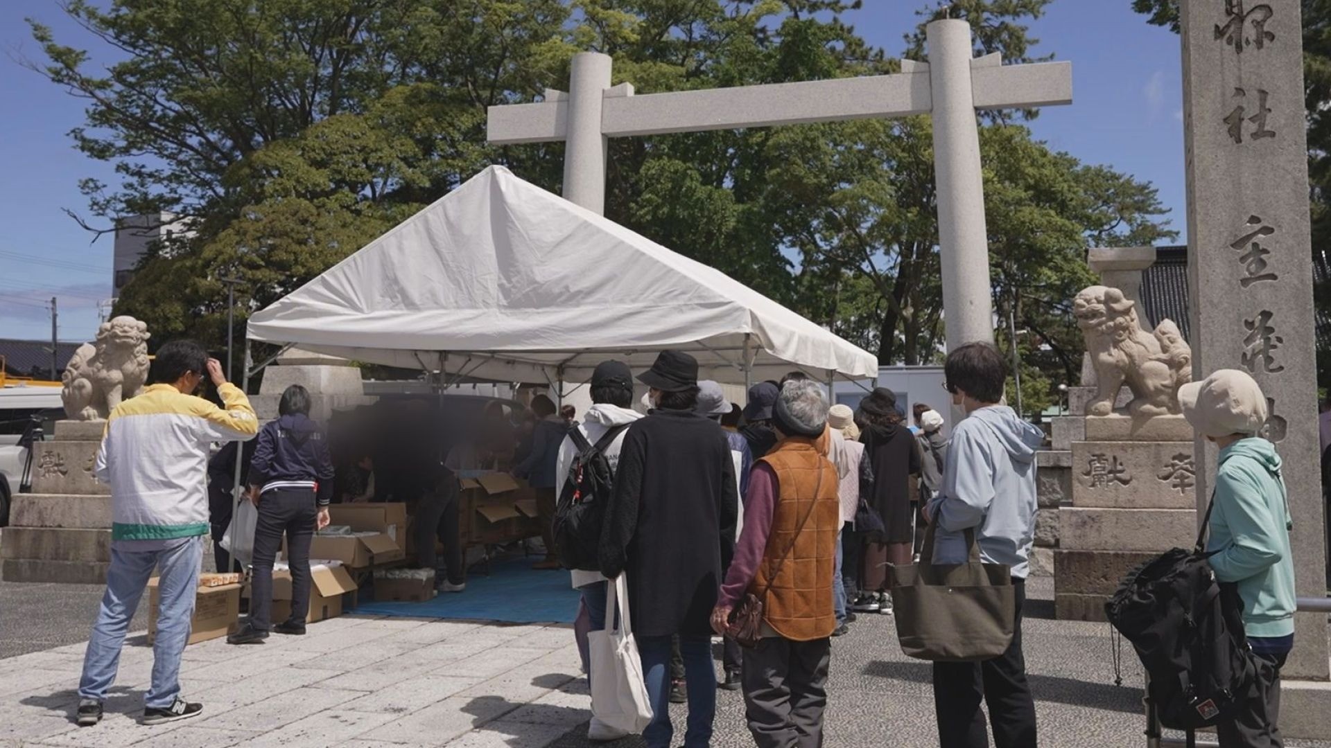支援ニーズを聞き取り、物資・食料の支援