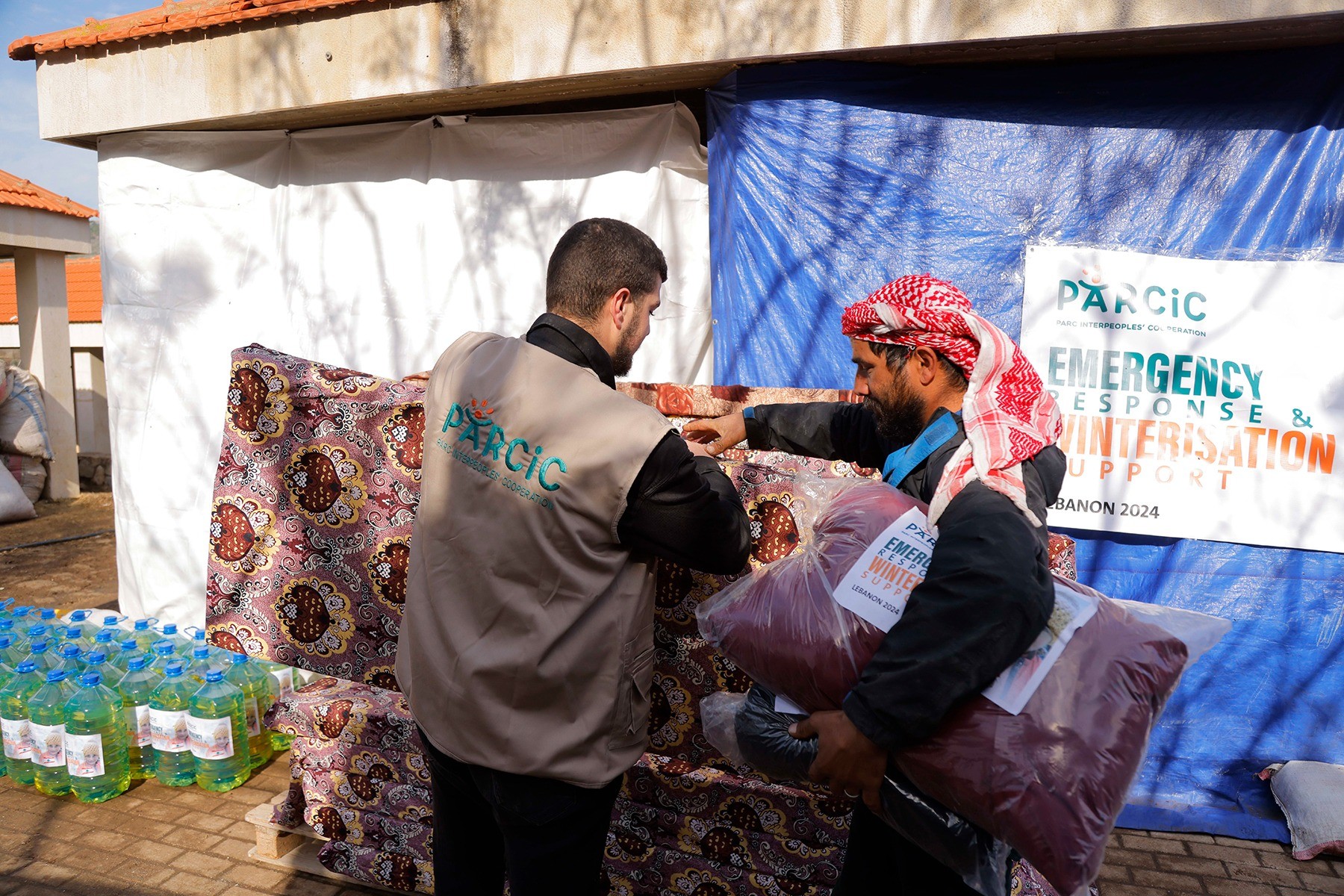 レバノン緊急人道支援