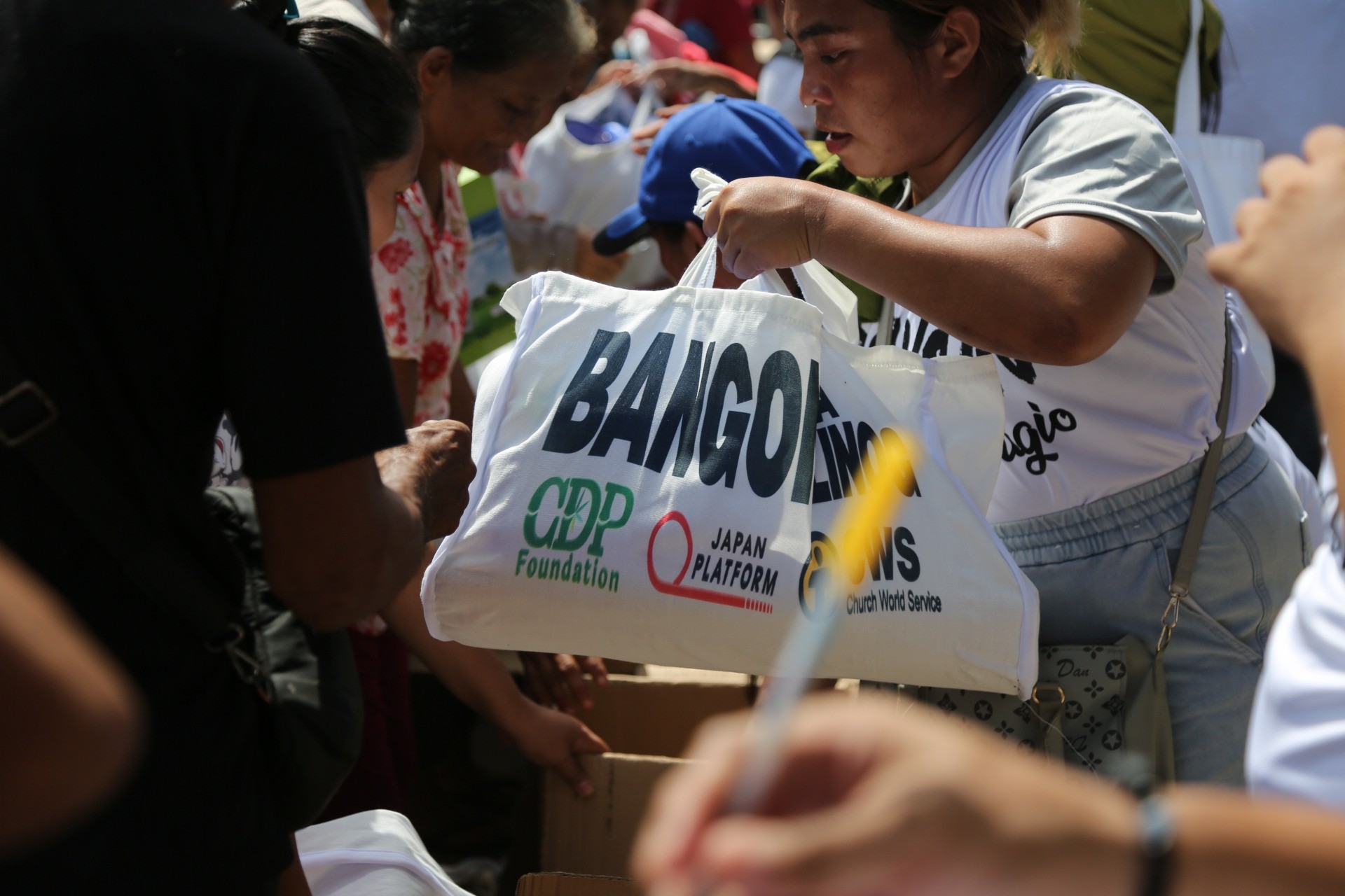 「Bangon sa Linog（地震から立ちあがろう）」一日も早い復興に向けて
