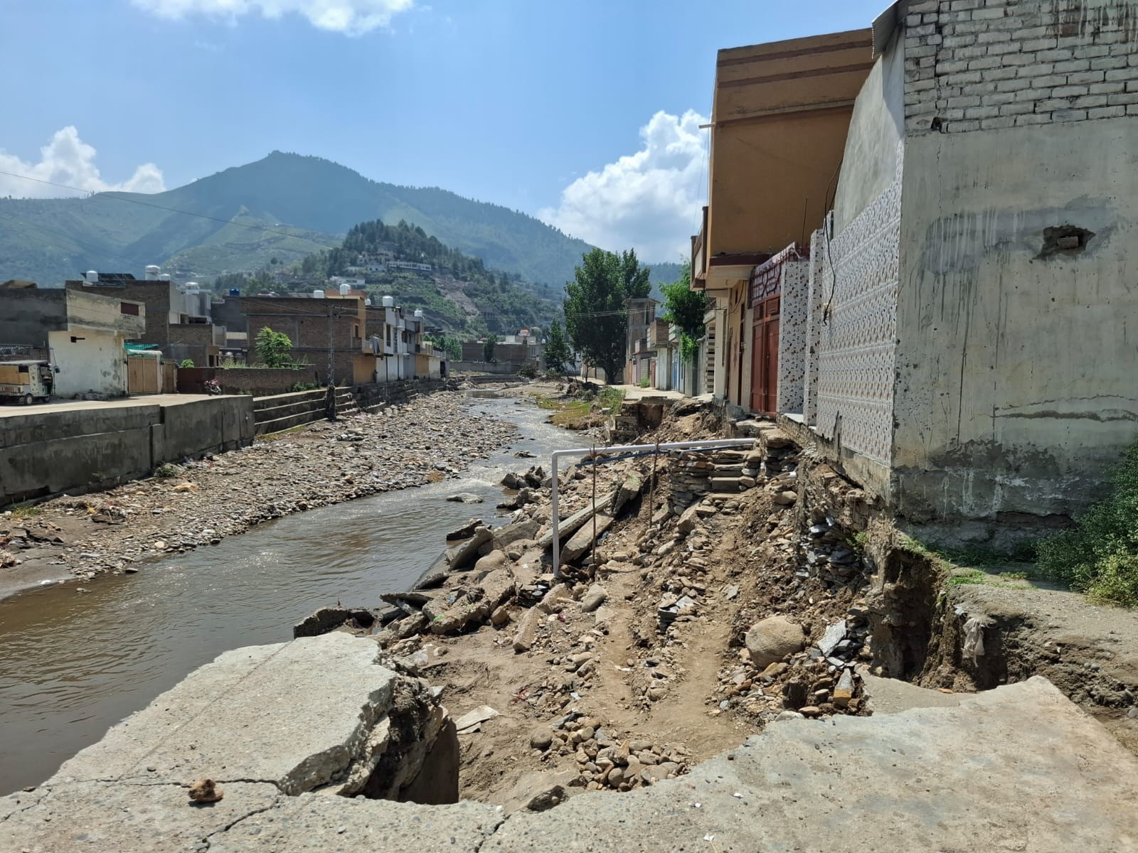 パキスタン水害被災者支援2025