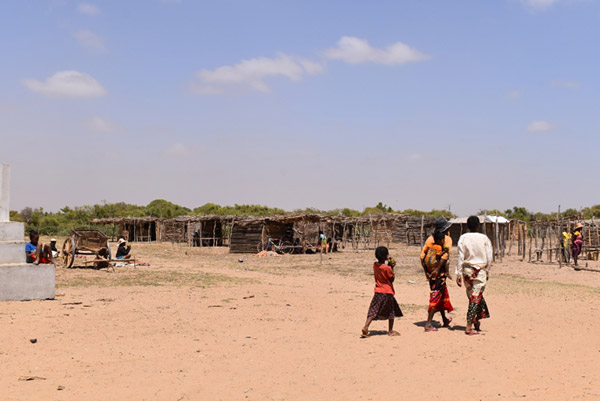 マダガスカル南部アンブブンベ県の村子 ©Save the Children