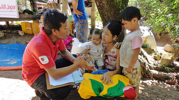 ミャンマー南東部水害被災者支援2013