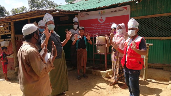 Handwashing demonstration during this year's Global Handwashing Day awareness campaign ©WVJ